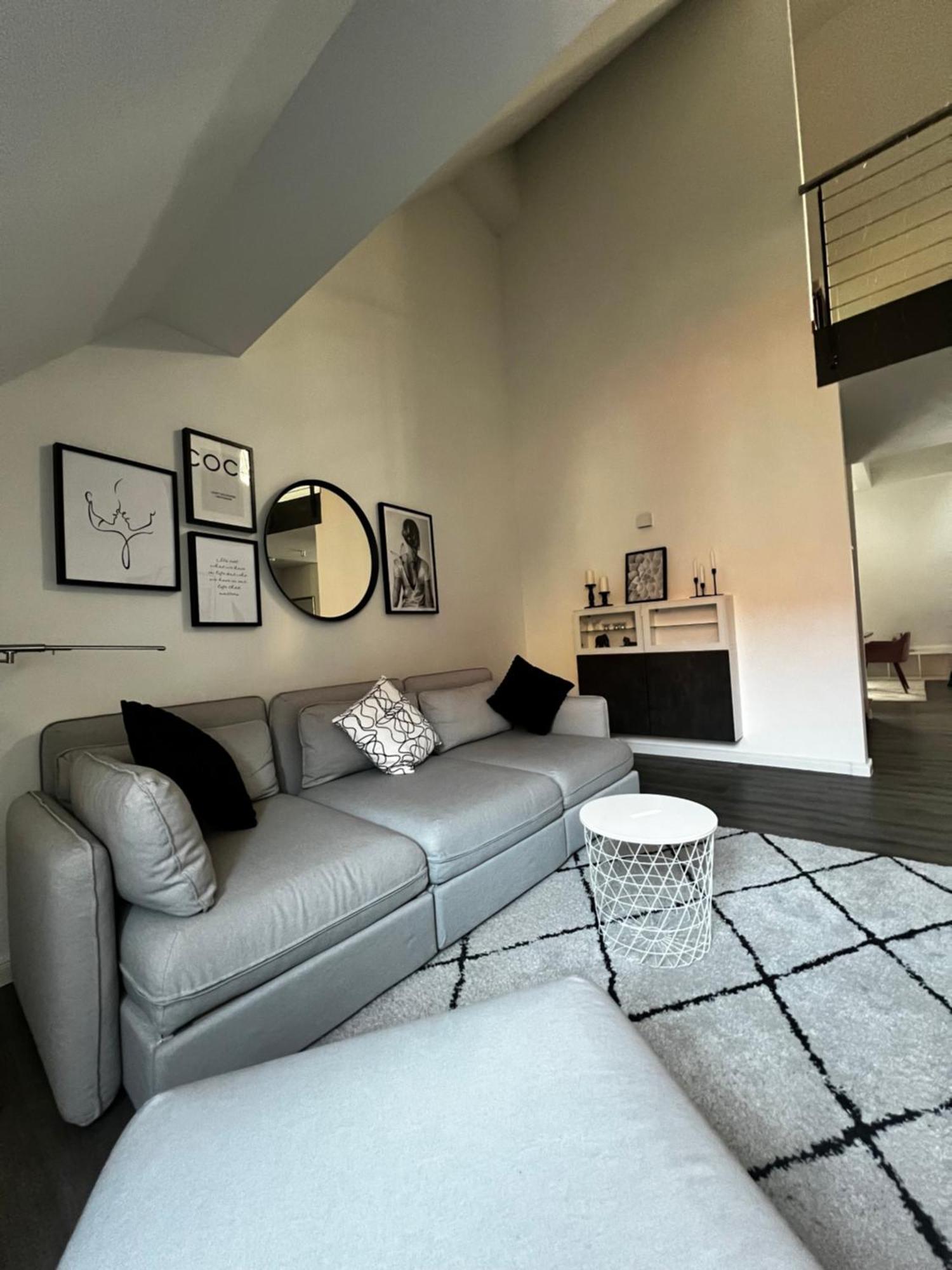 Moderne Galeriewohnung Mit Balkon Und Stellplatz Am Wenigemarkt Erfurt Exteriér fotografie