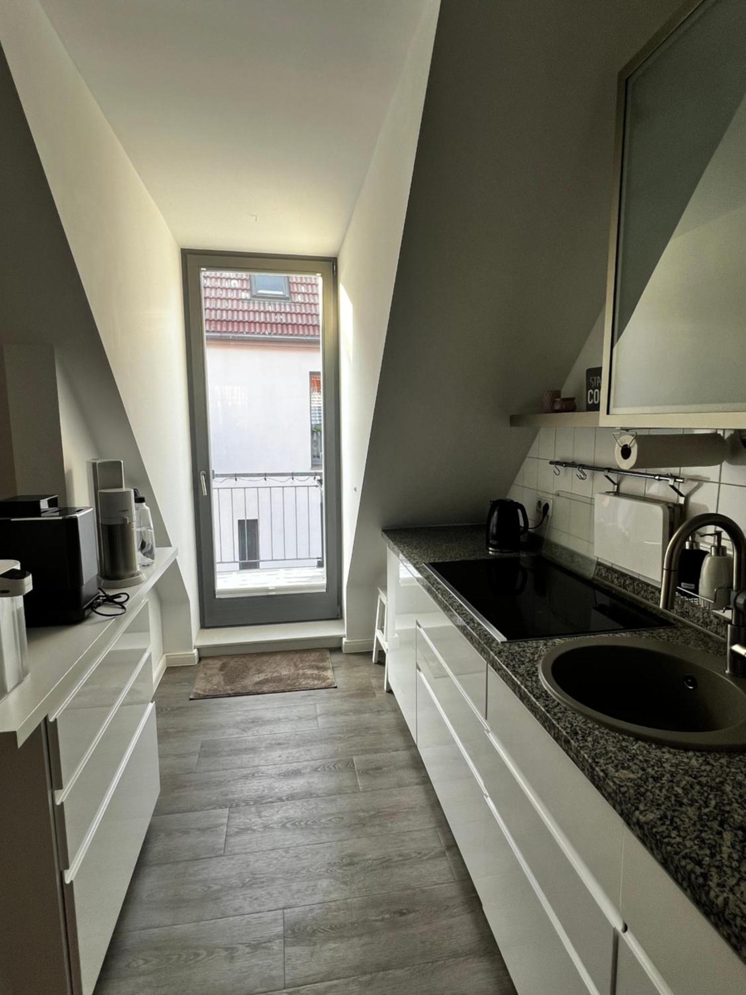 Moderne Galeriewohnung Mit Balkon Und Stellplatz Am Wenigemarkt Erfurt Exteriér fotografie